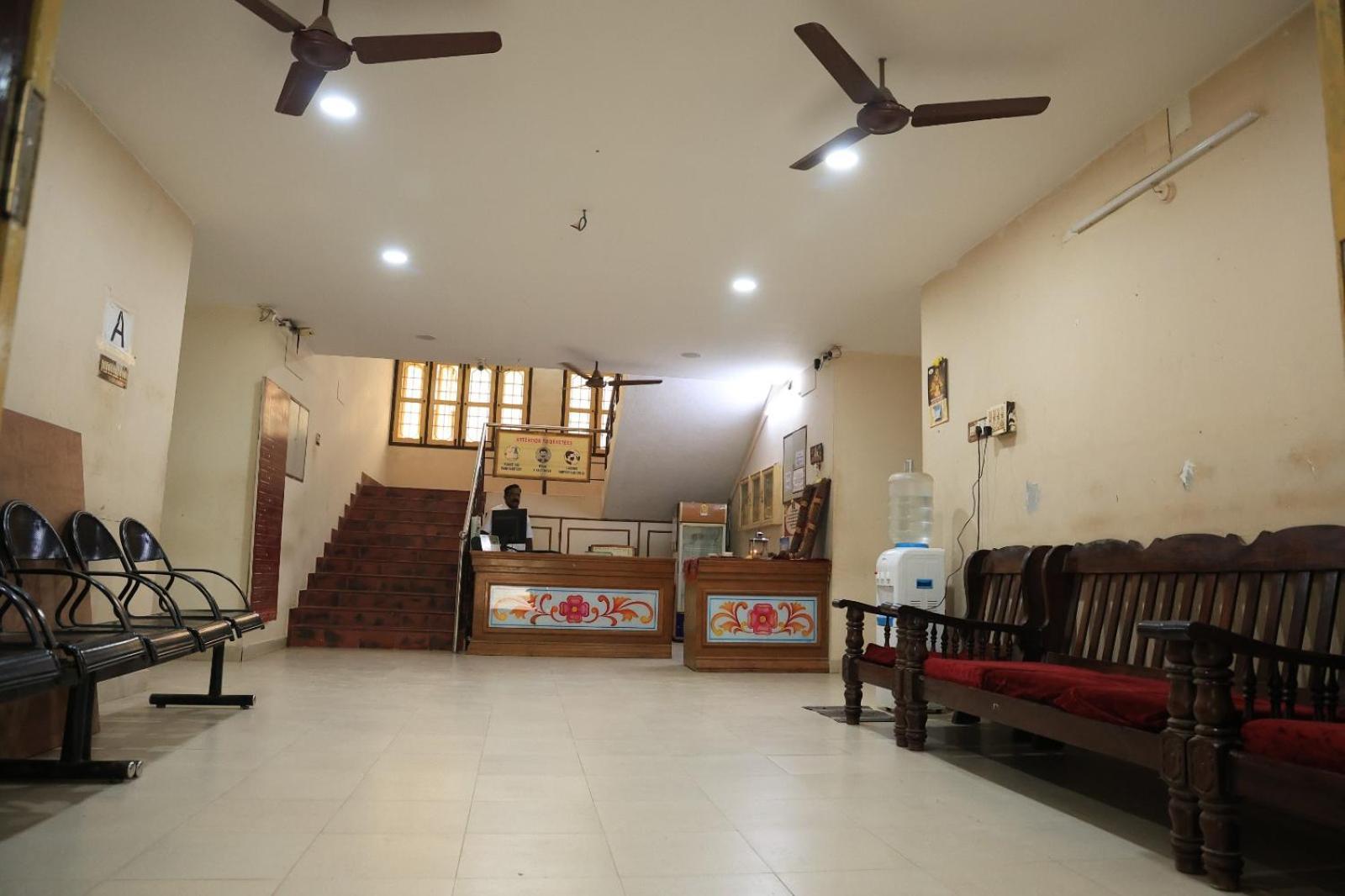 Official Sripuram Golden Temple Guest House Велор Екстериор снимка